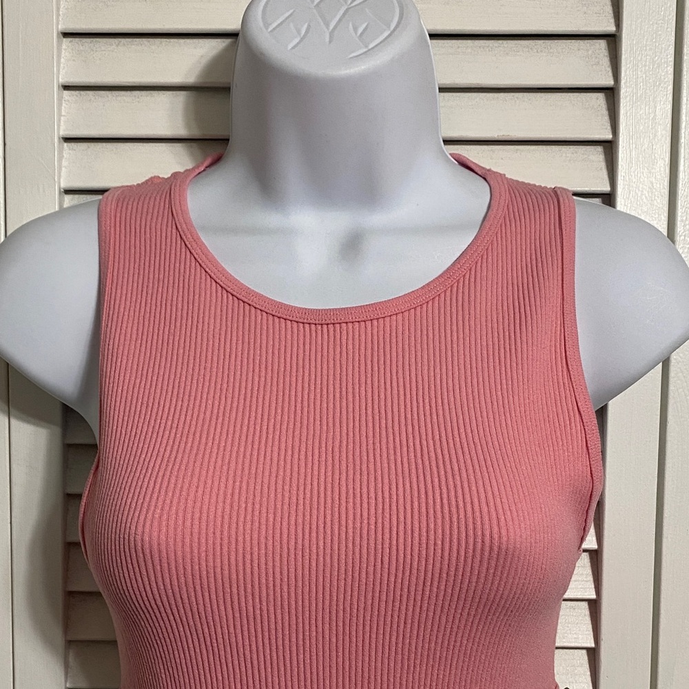 ANWND Pink Sleeveless Top with Rhinestone Fringe! - Picture 2 of 7